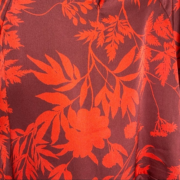 Liz Claiborne Career Red Floral Front Tie Blouse Size Small - Picture 6 of 10